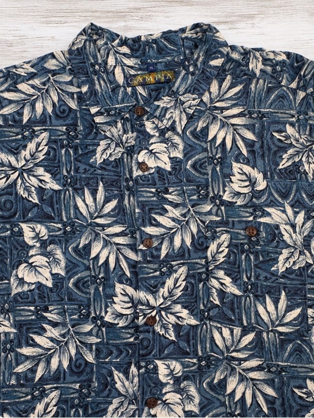 Eddie Bauer Octopus Print Button Front Shirt Men’s XL Blue Cotton Coastal
